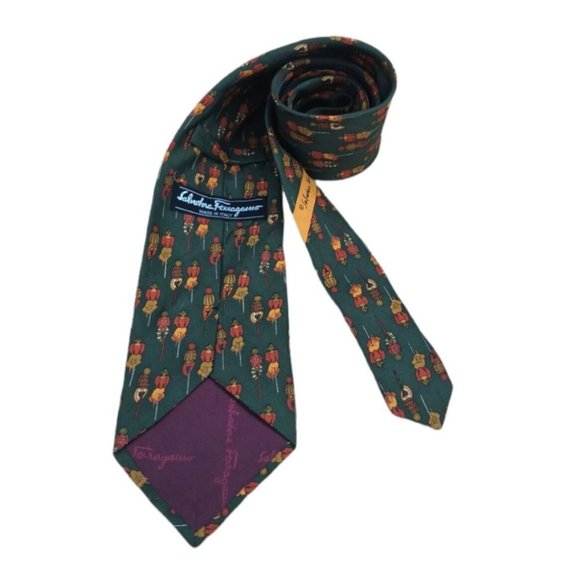 Vintage Salvatore Ferragamo Green Silk Tie Fox and Sheep  SALVATORE FERRAGAMO Green Art Silk Tie ITALY 58\
